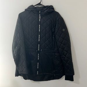 Micheal Kors Light Puffer Jacket